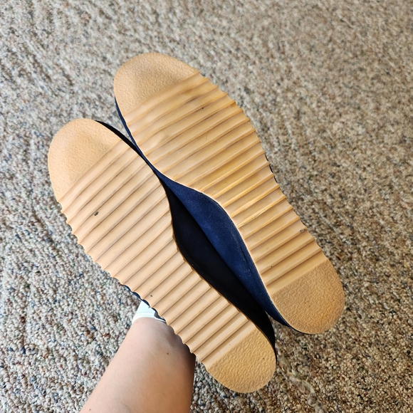 Grasshoppers blue suede wedge loafers - Picture 3 of 6